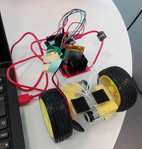 T0B-bot plugged into computer